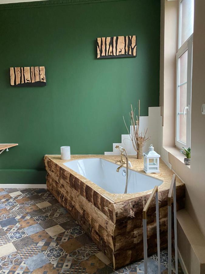 Bed and Breakfast Hypolite Avesnes-sur-Helpe Esterno foto
