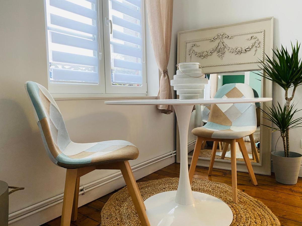 Bed and Breakfast Hypolite Avesnes-sur-Helpe Esterno foto