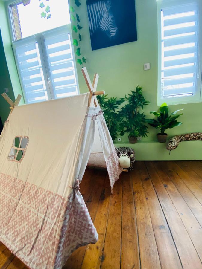 Bed and Breakfast Hypolite Avesnes-sur-Helpe Esterno foto